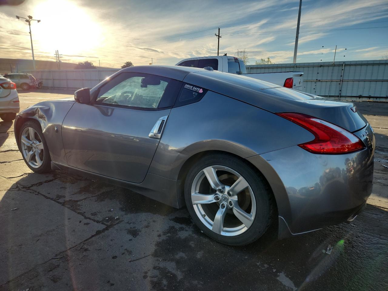 2012 NISSAN 370Z