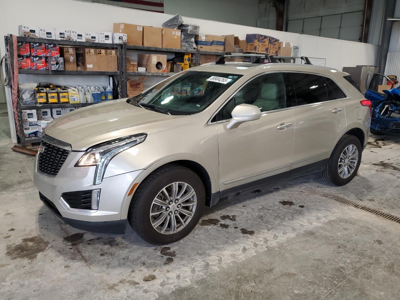 2017 CADILLAC XT5