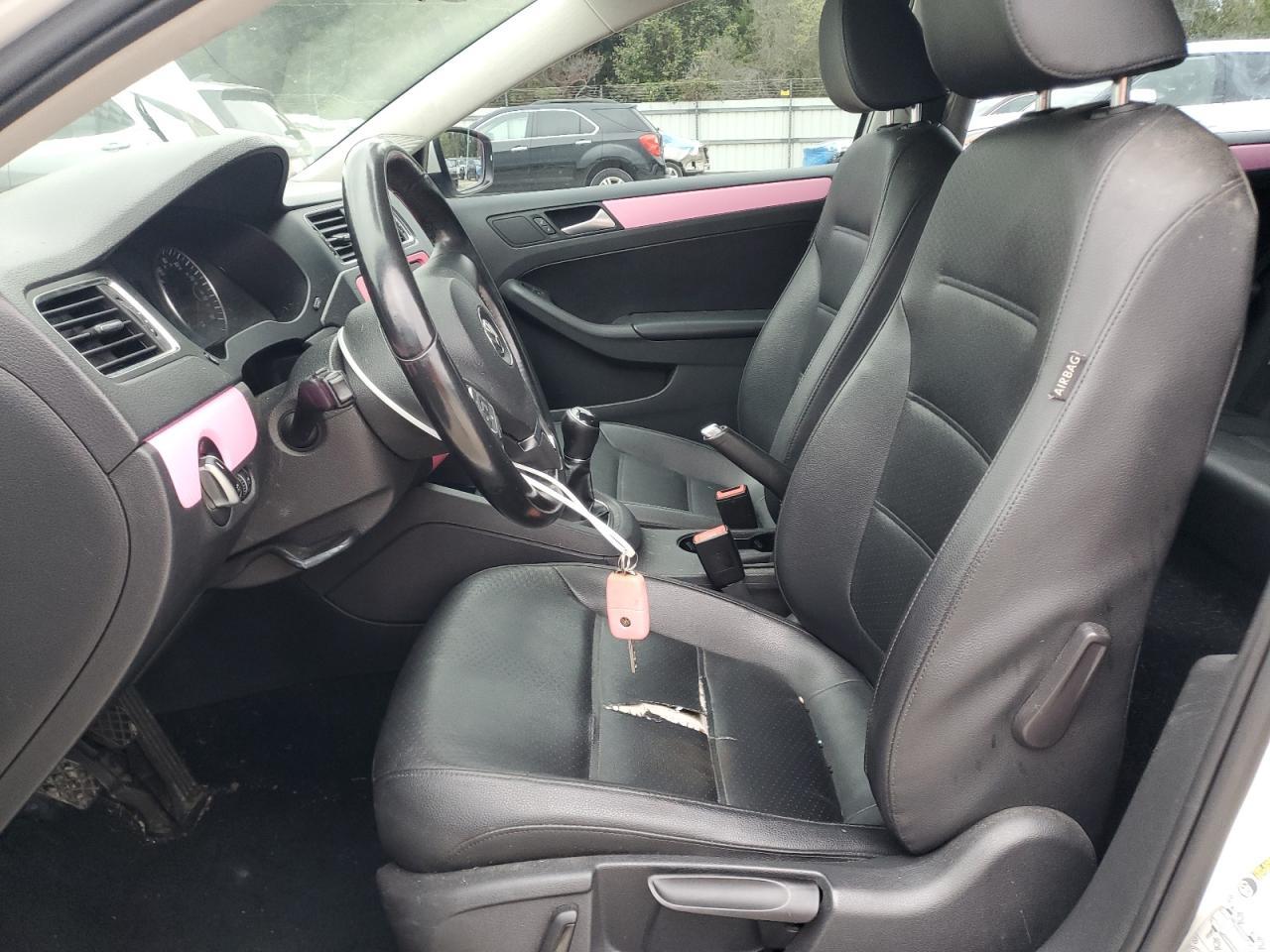 2013 VOLKSWAGEN JETTA