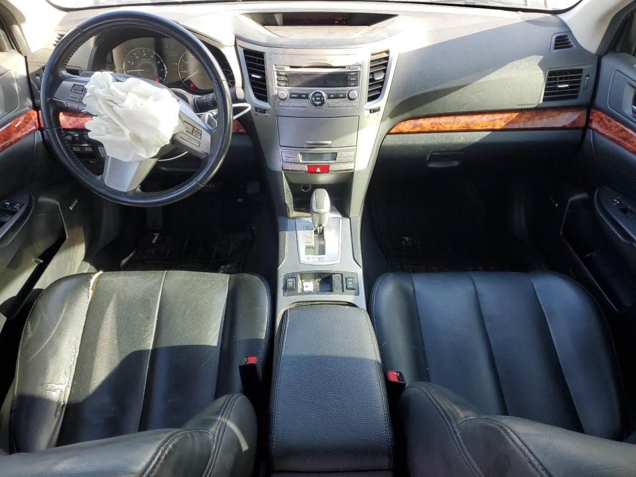 2010 SUBARU Legacy