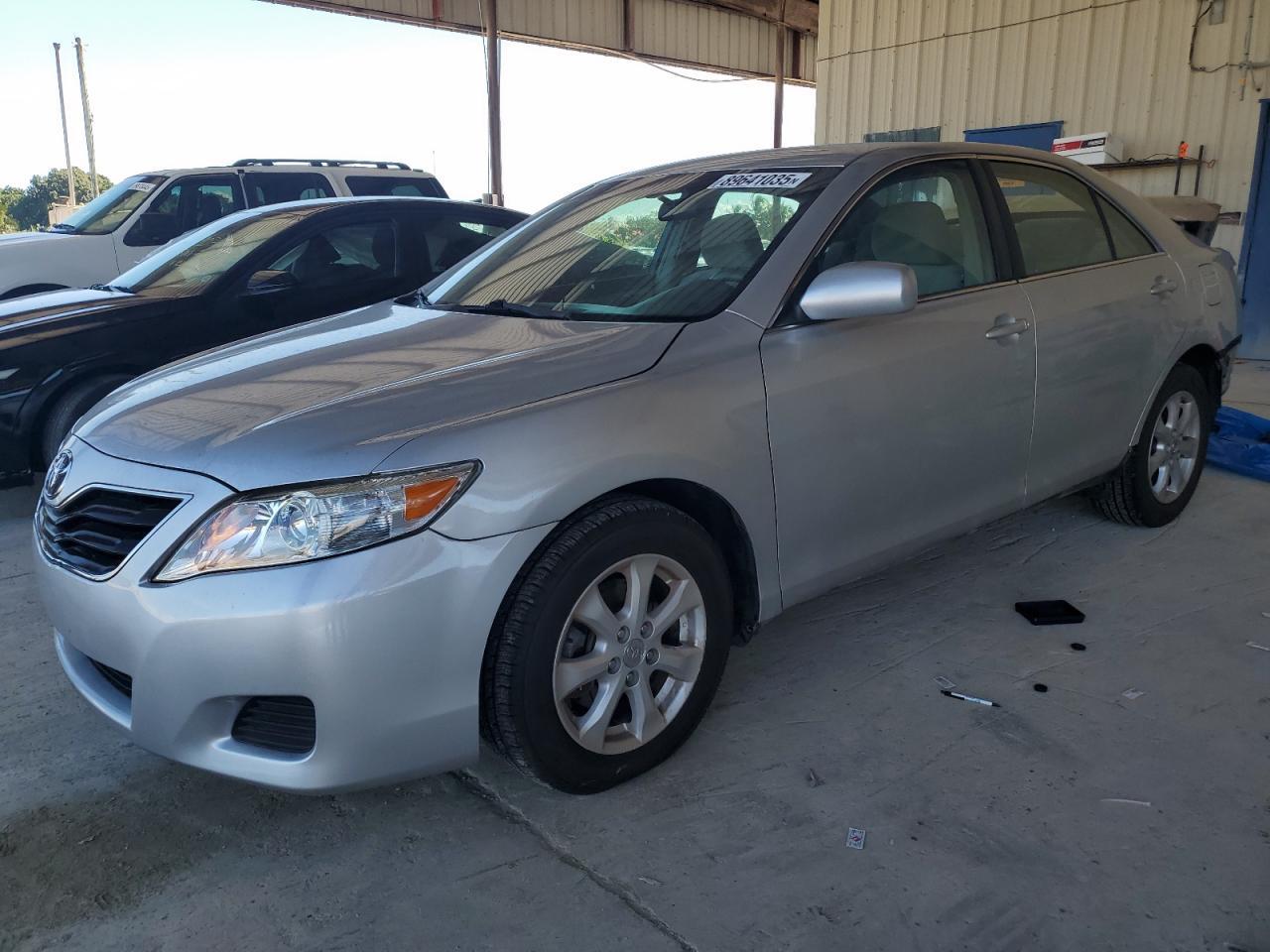 2011 TOYOTA CAMRY