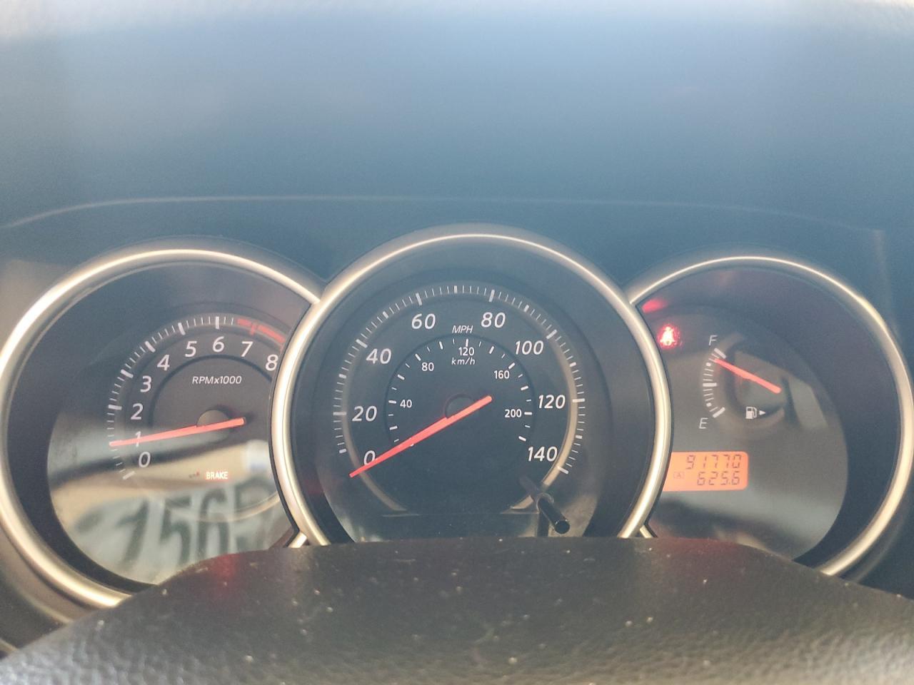 2010 NISSAN VERSA