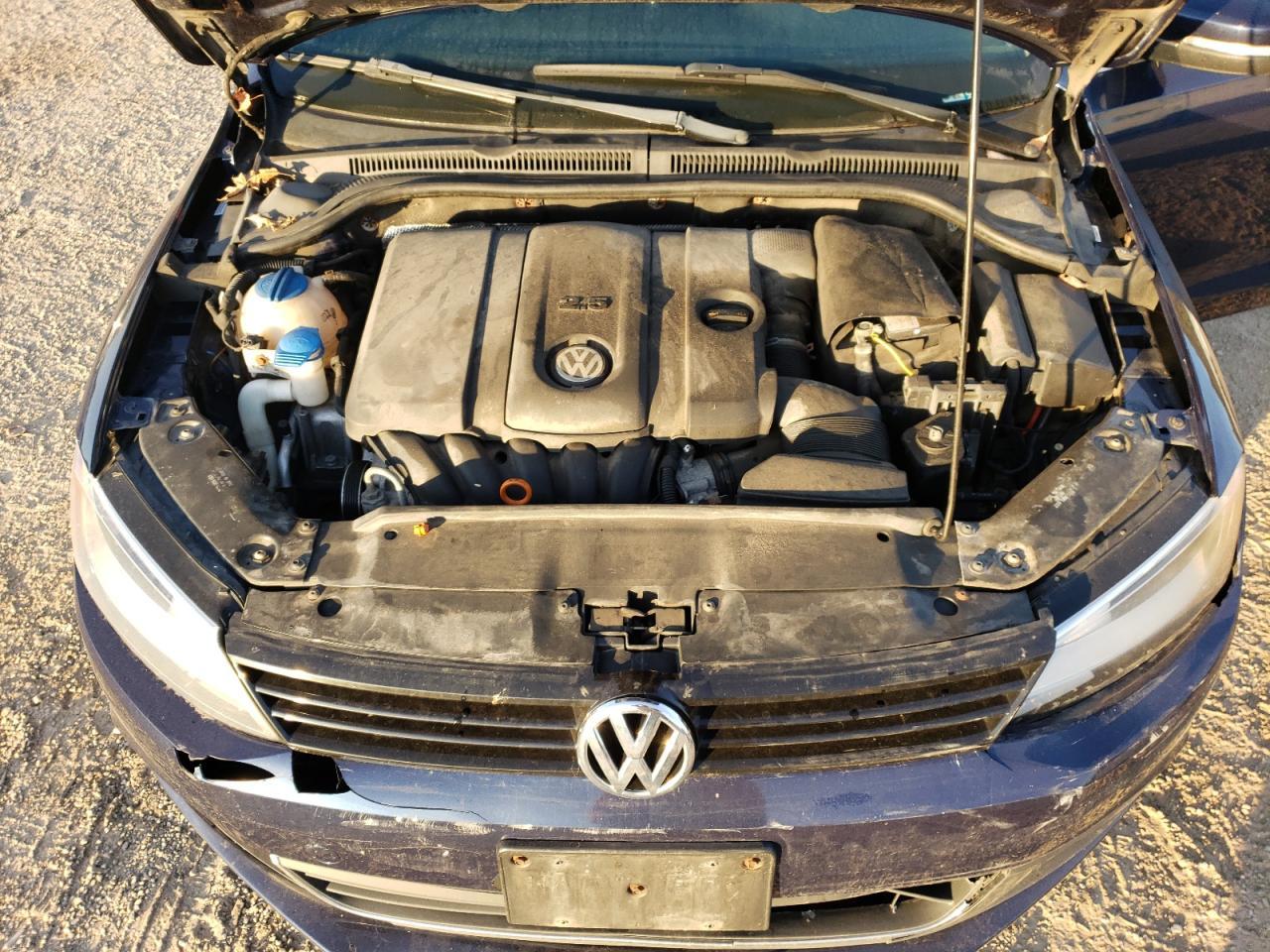 2012 VOLKSWAGEN JETTA