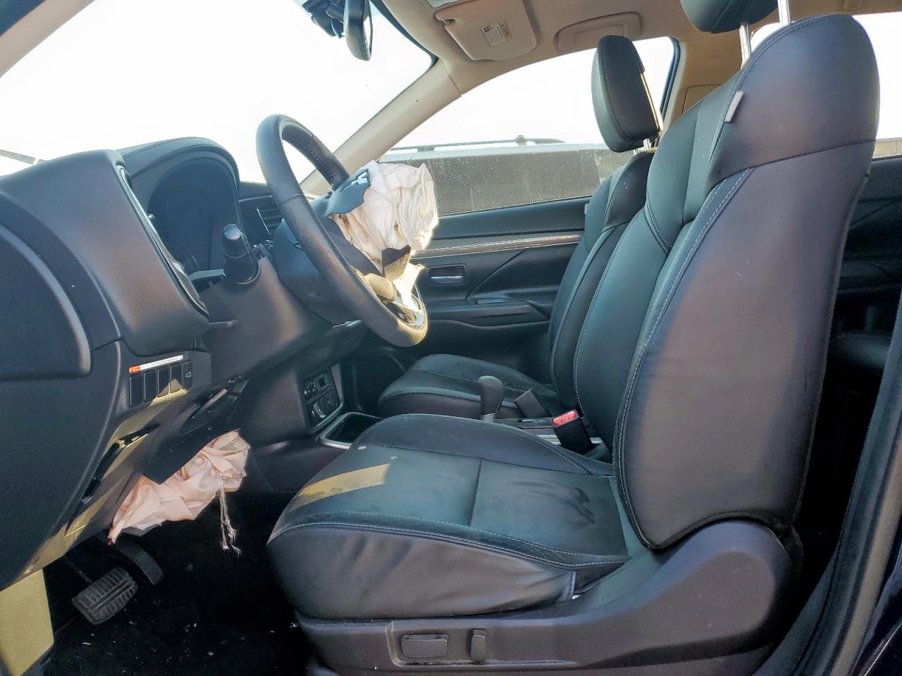 2019 MITSUBISHI outlander