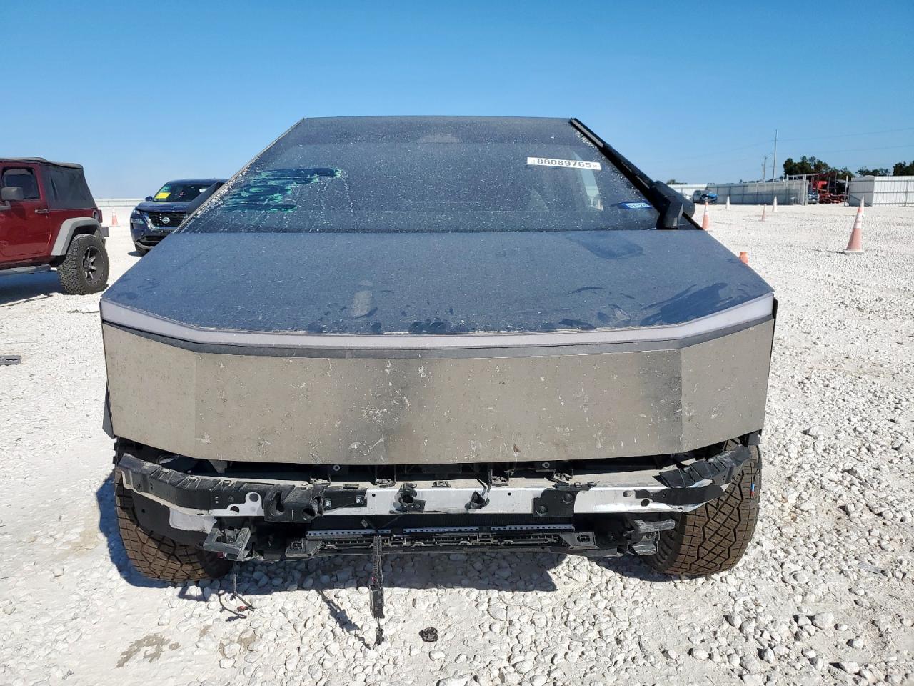 2024 TESLA Cybertruck