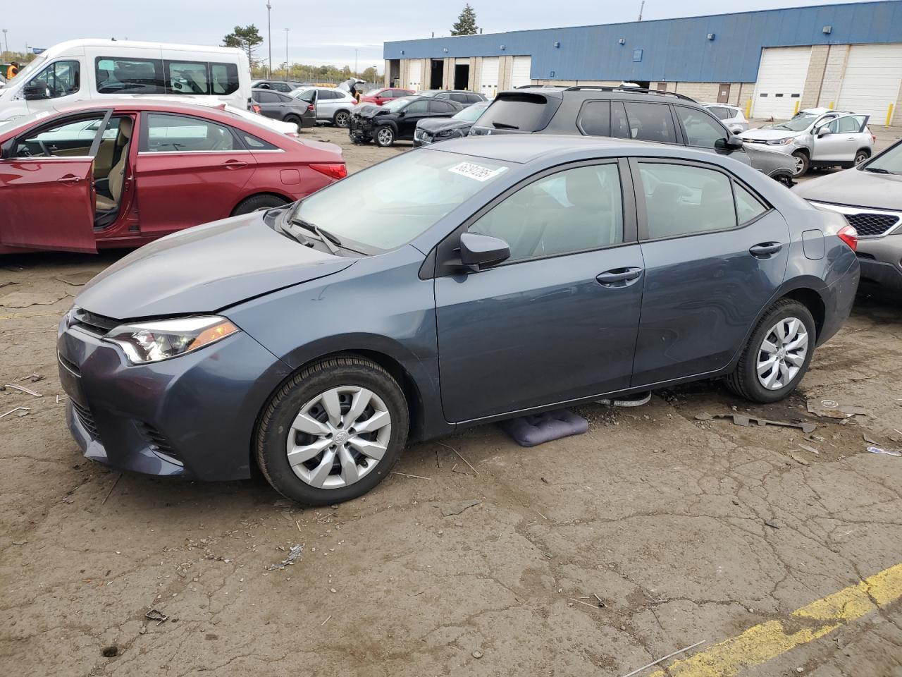 2015 TOYOTA COROLLA