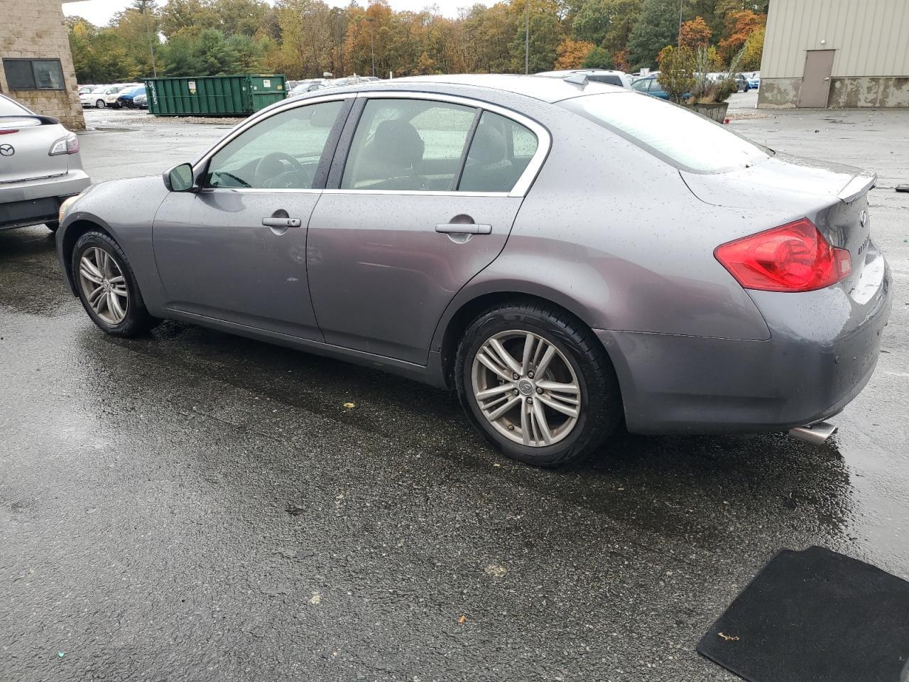 2012 INFINITI G37