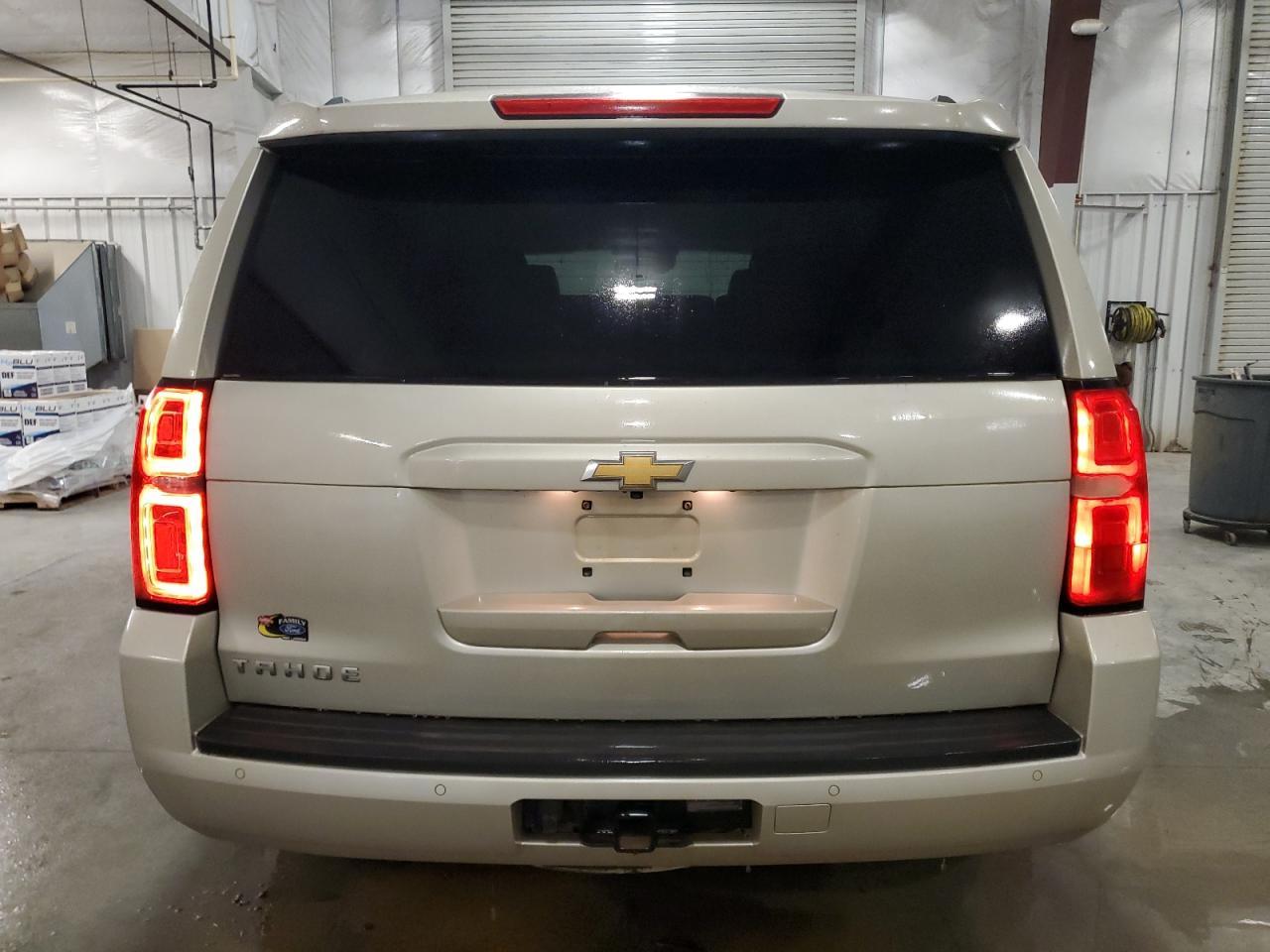 2016 CHEVROLET Tahoe
