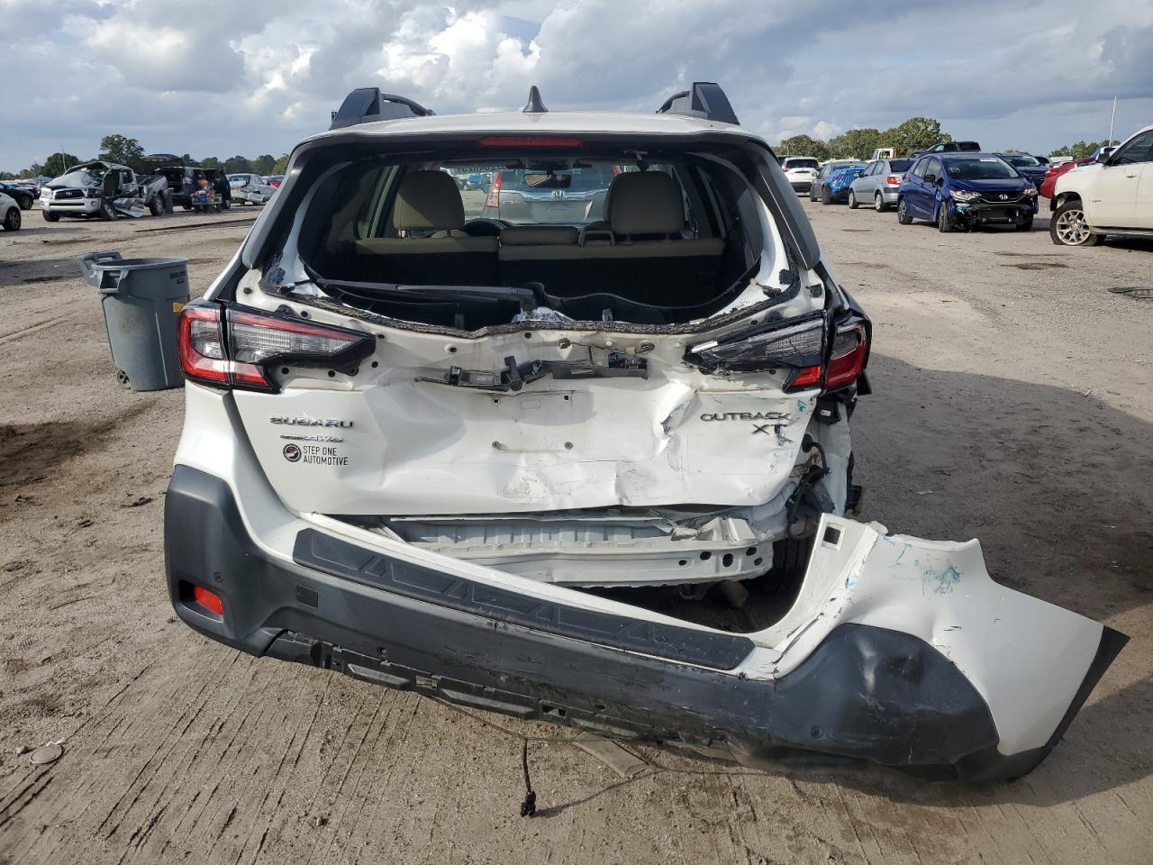 2023 SUBARU Outback