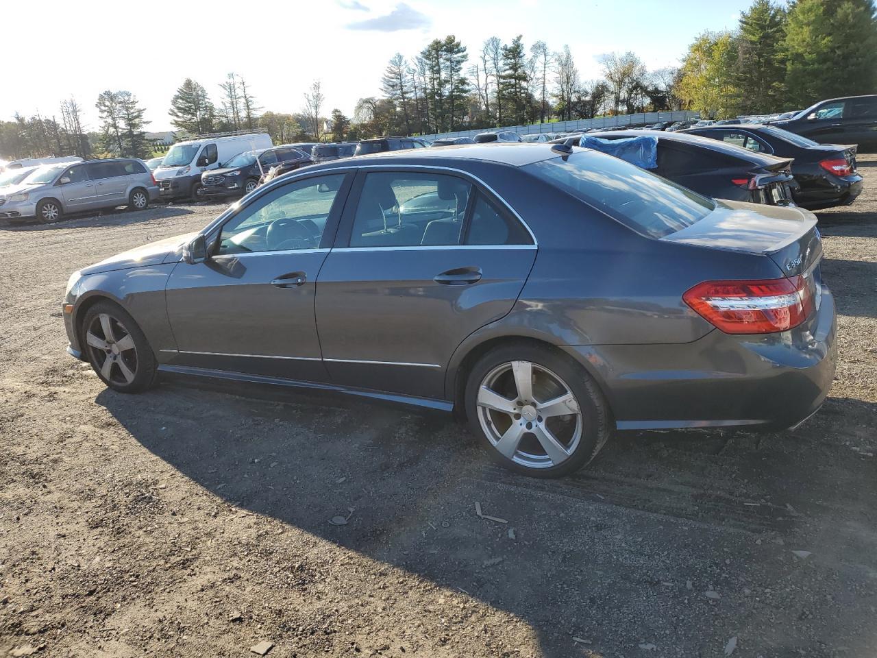 2011 MERCEDES-BENZ E-Class