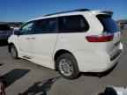 2016 TOYOTA SIENNA
