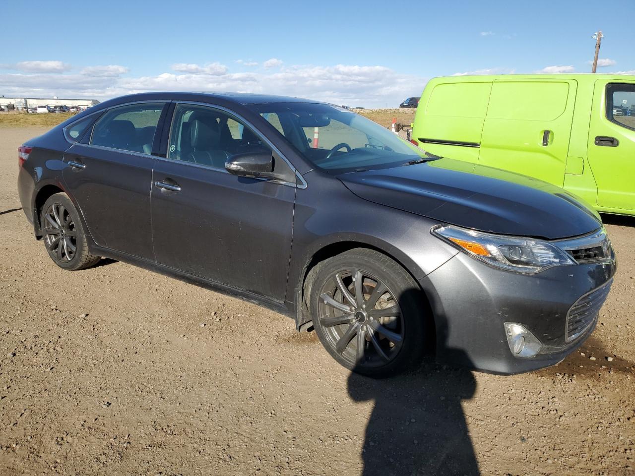 2013 TOYOTA Avalon