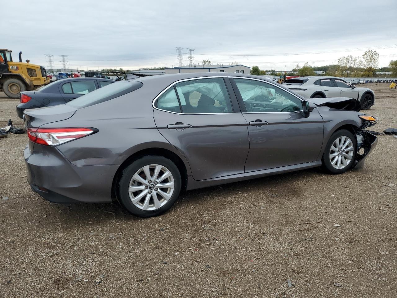 2019 TOYOTA CAMRY