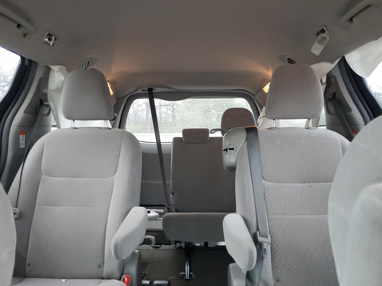2018 TOYOTA SIENNA