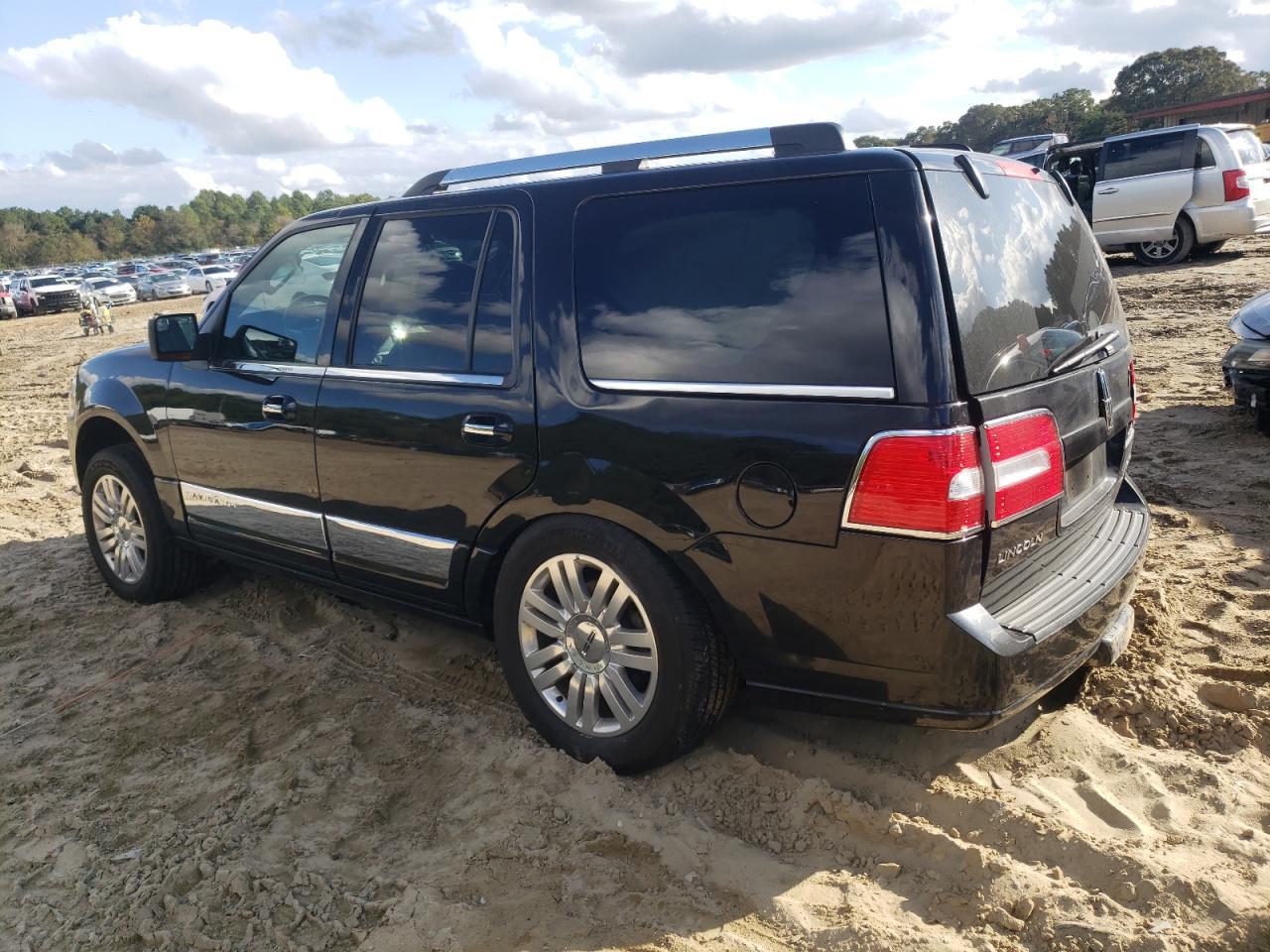 2013 LINCOLN Navigator