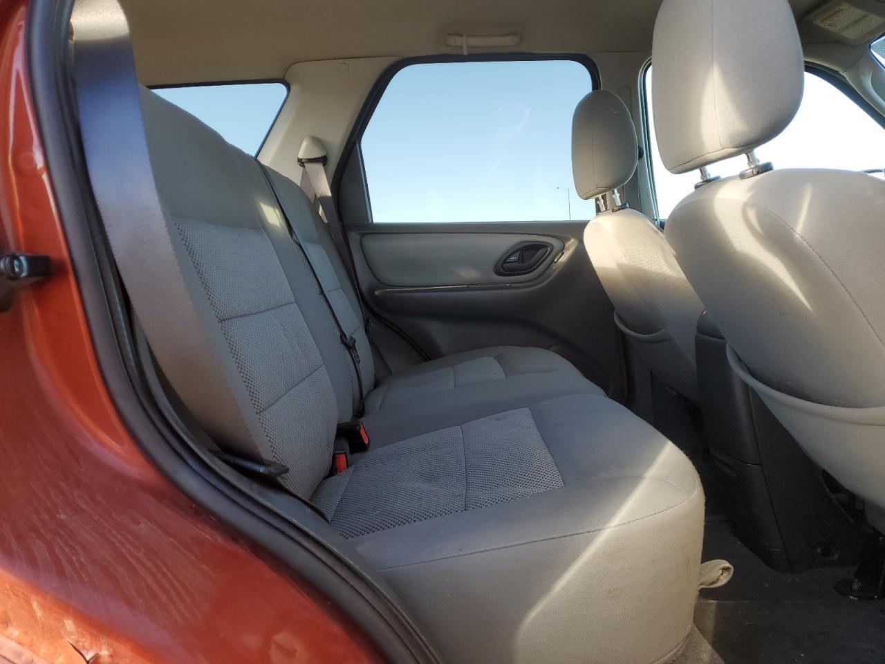 2006 FORD ESCAPE