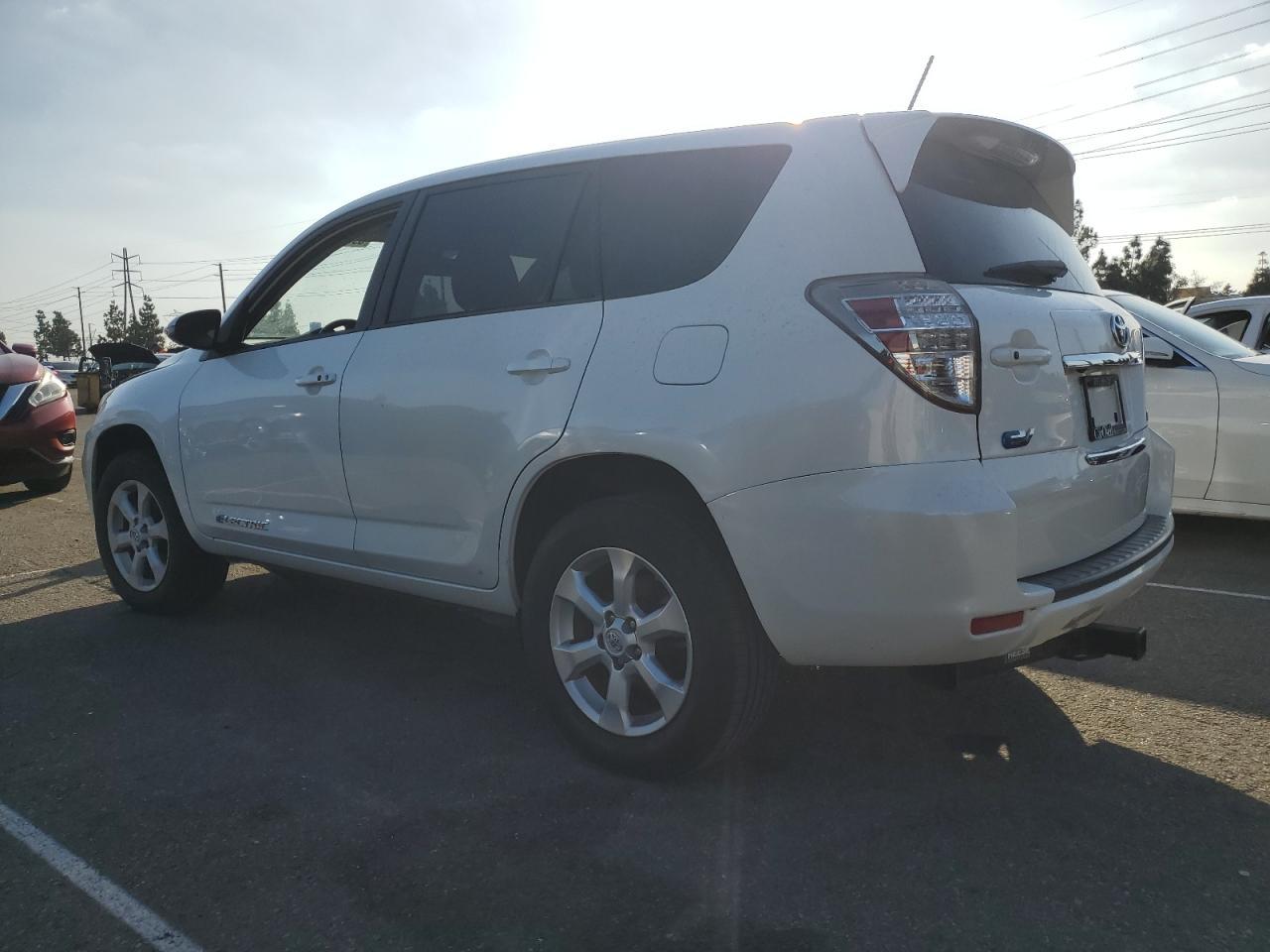 2014 TOYOTA RAV4
