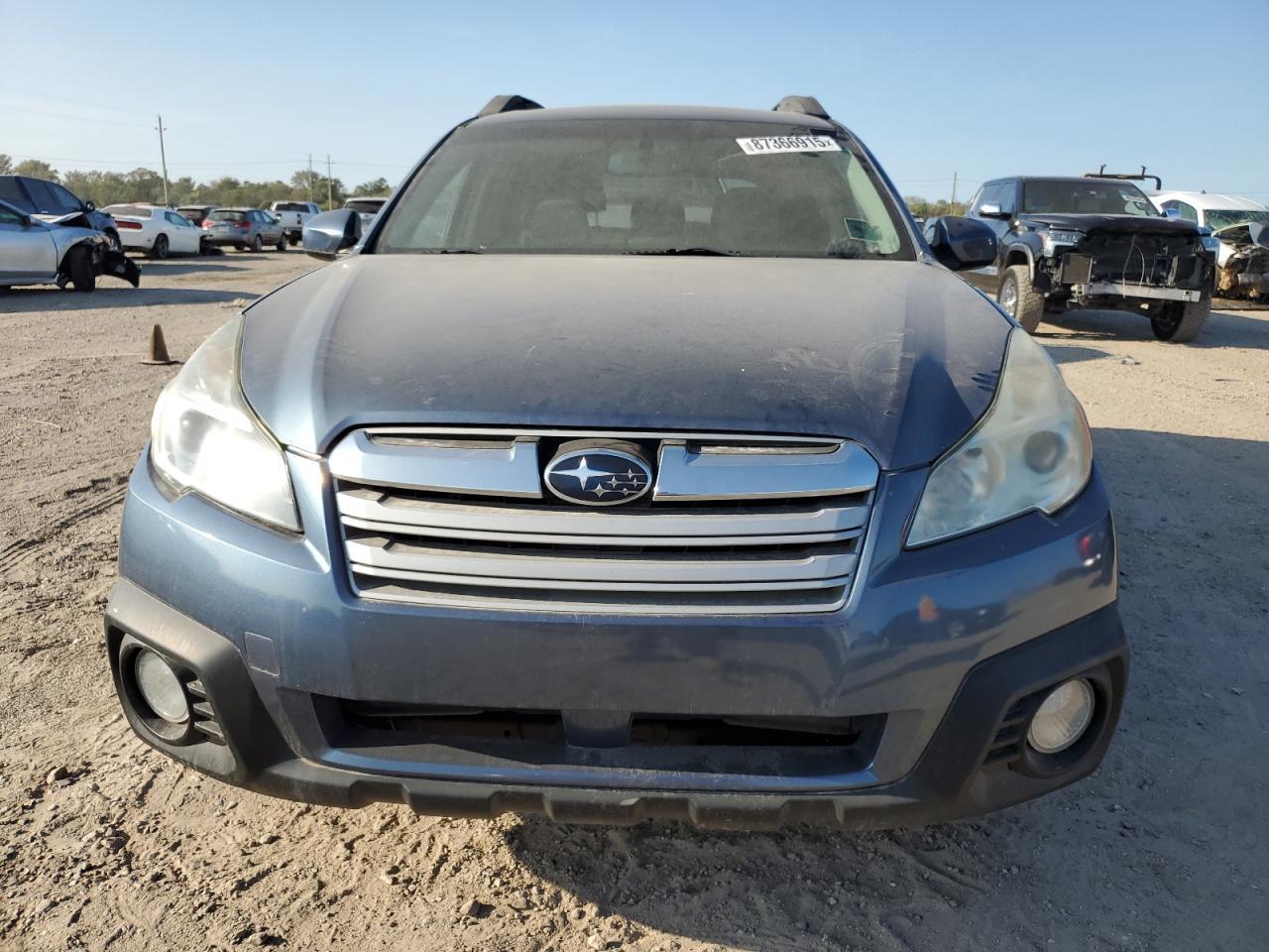 2013 SUBARU Outback