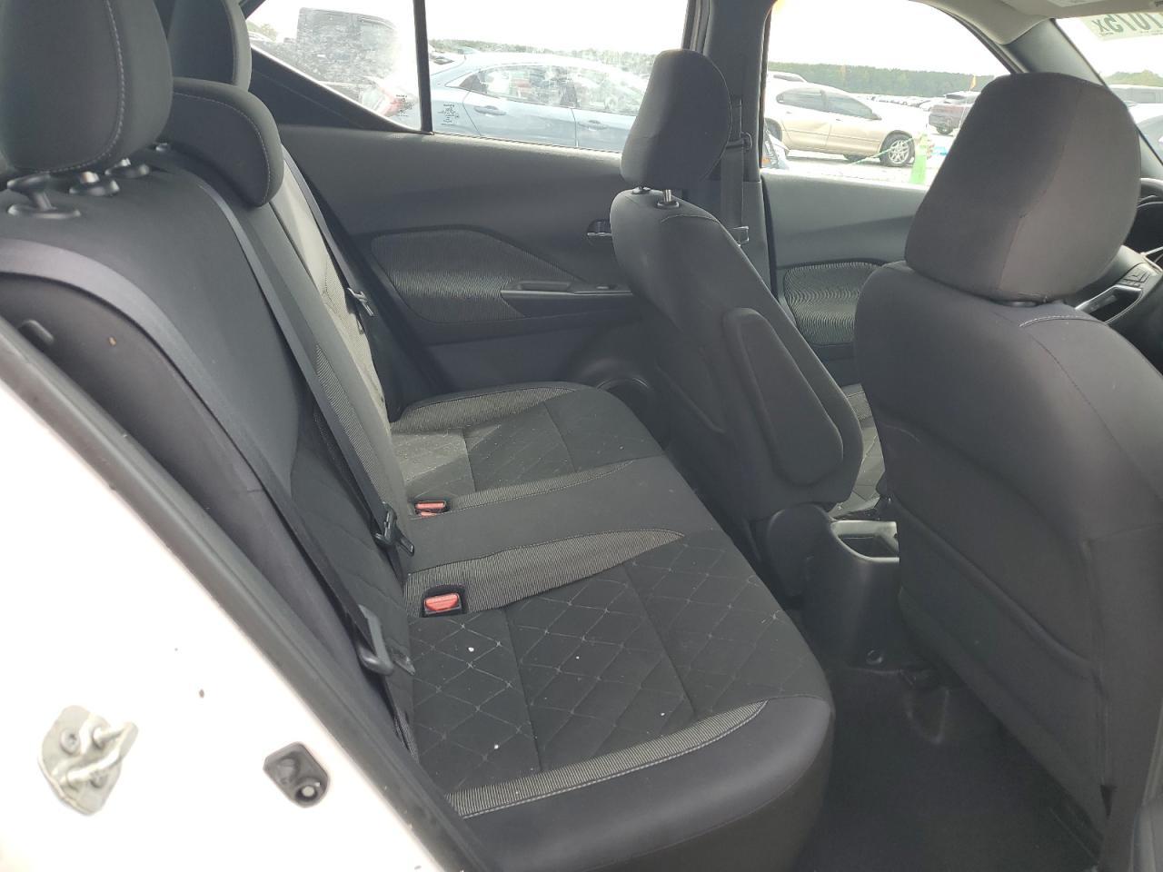 2019 NISSAN KICKS