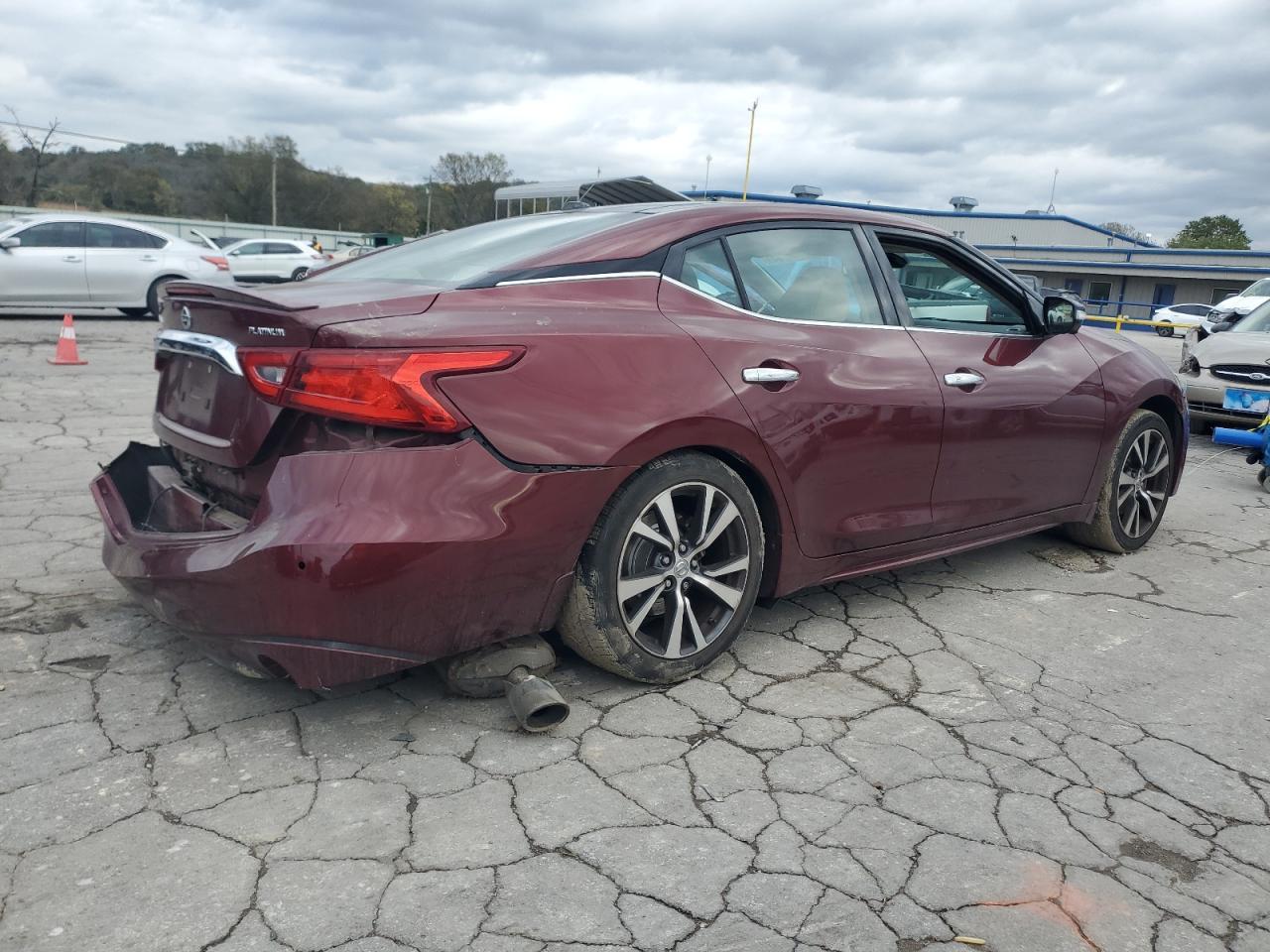 2016 NISSAN Maxima