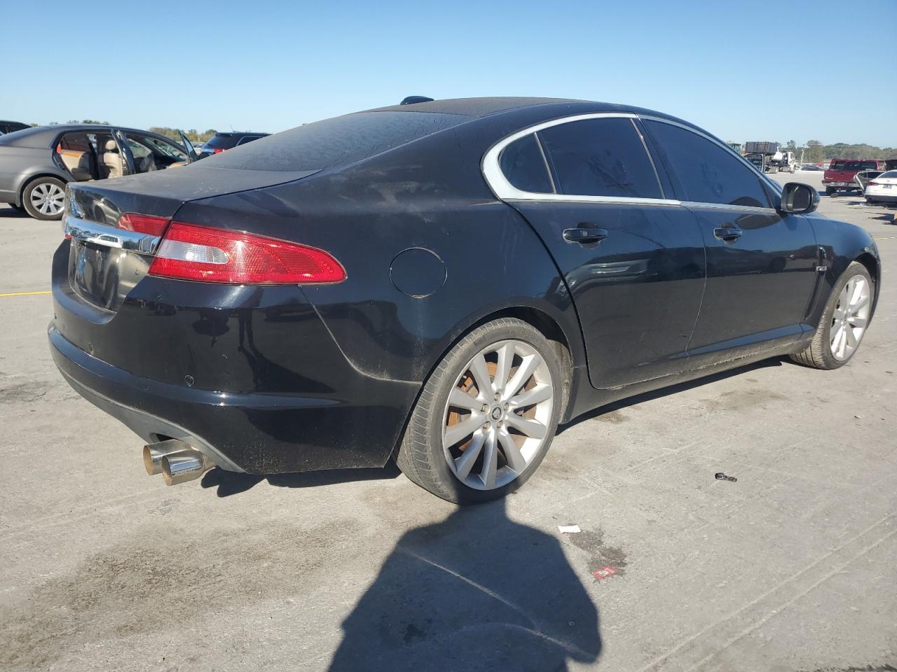 2011 JAGUAR XF