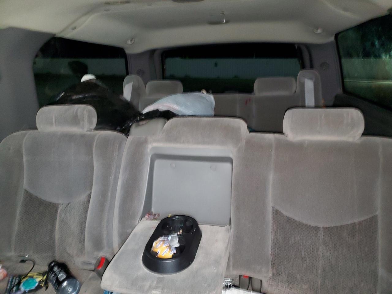 2003 CHEVROLET Suburban