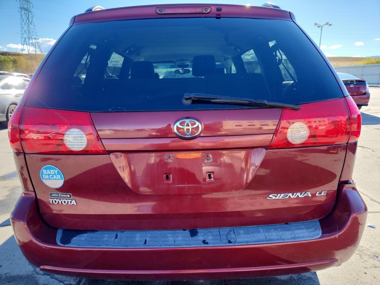 2006 TOYOTA SIENNA