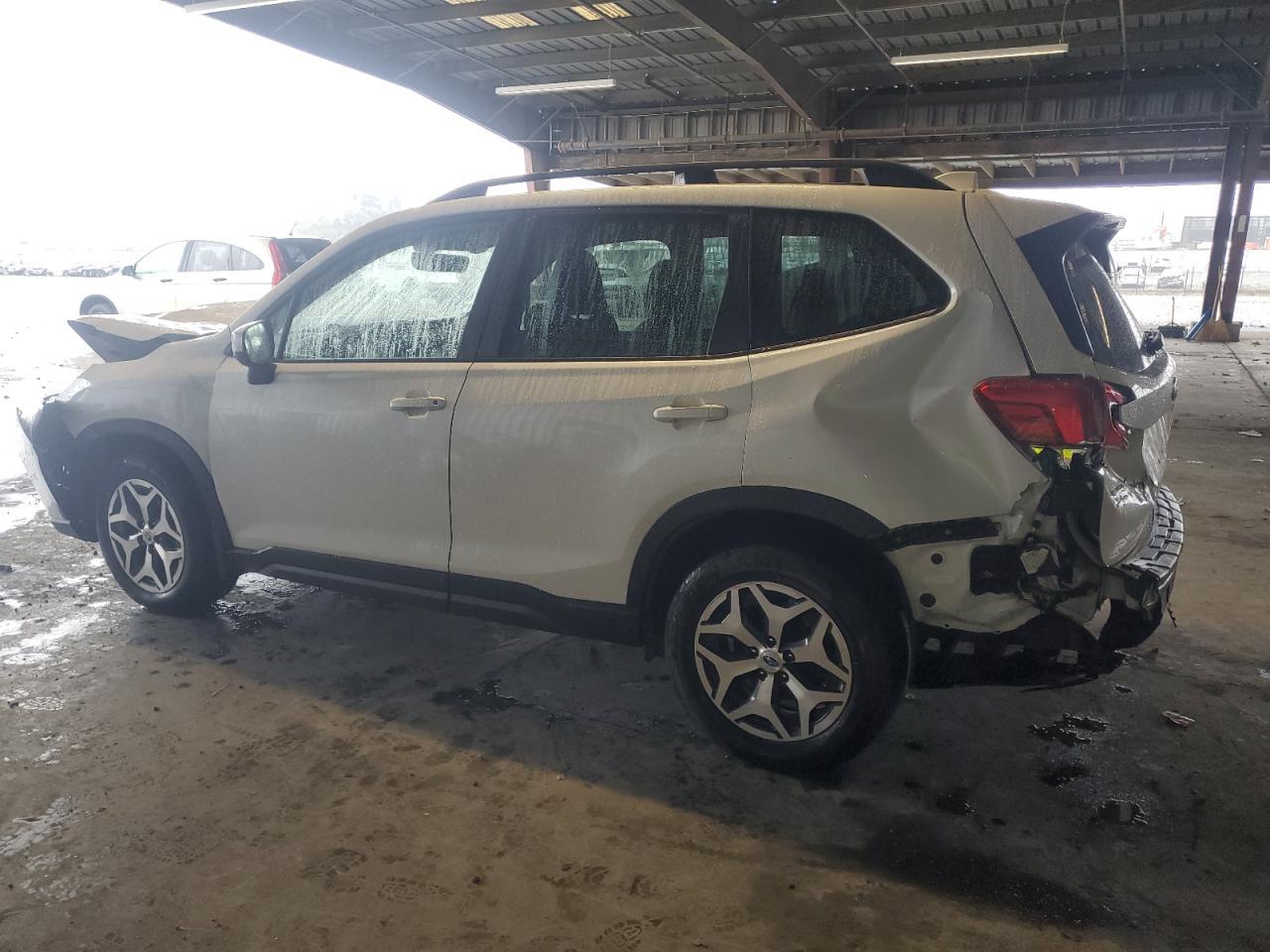 2021 SUBARU FORESTER