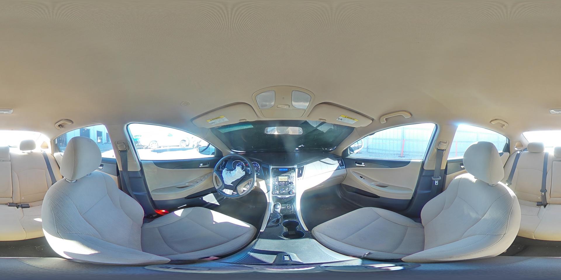 2011 HYUNDAI SONATA