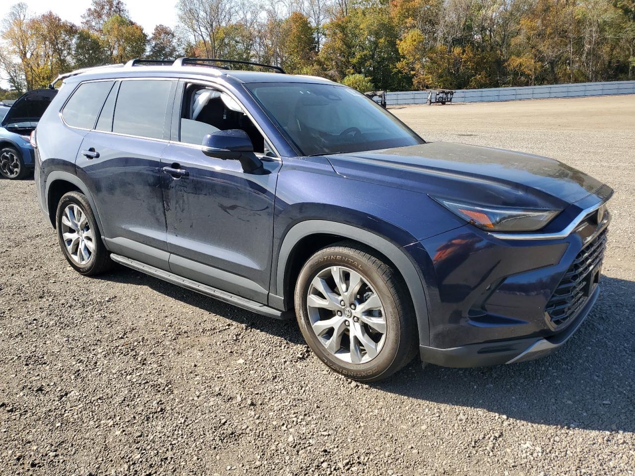 2024 TOYOTA HIGHLANDER