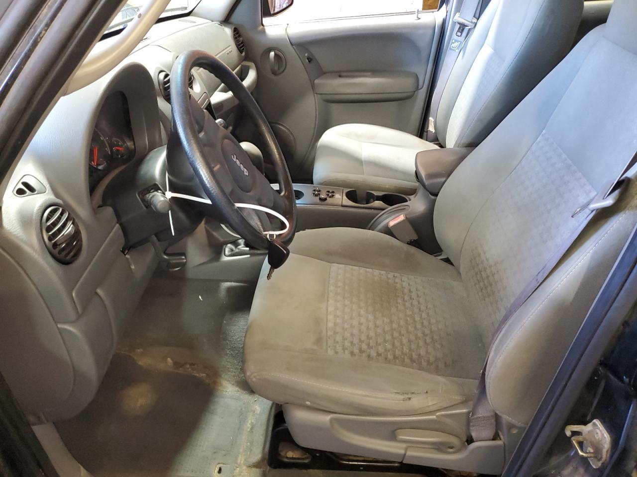 2005 JEEP Liberty