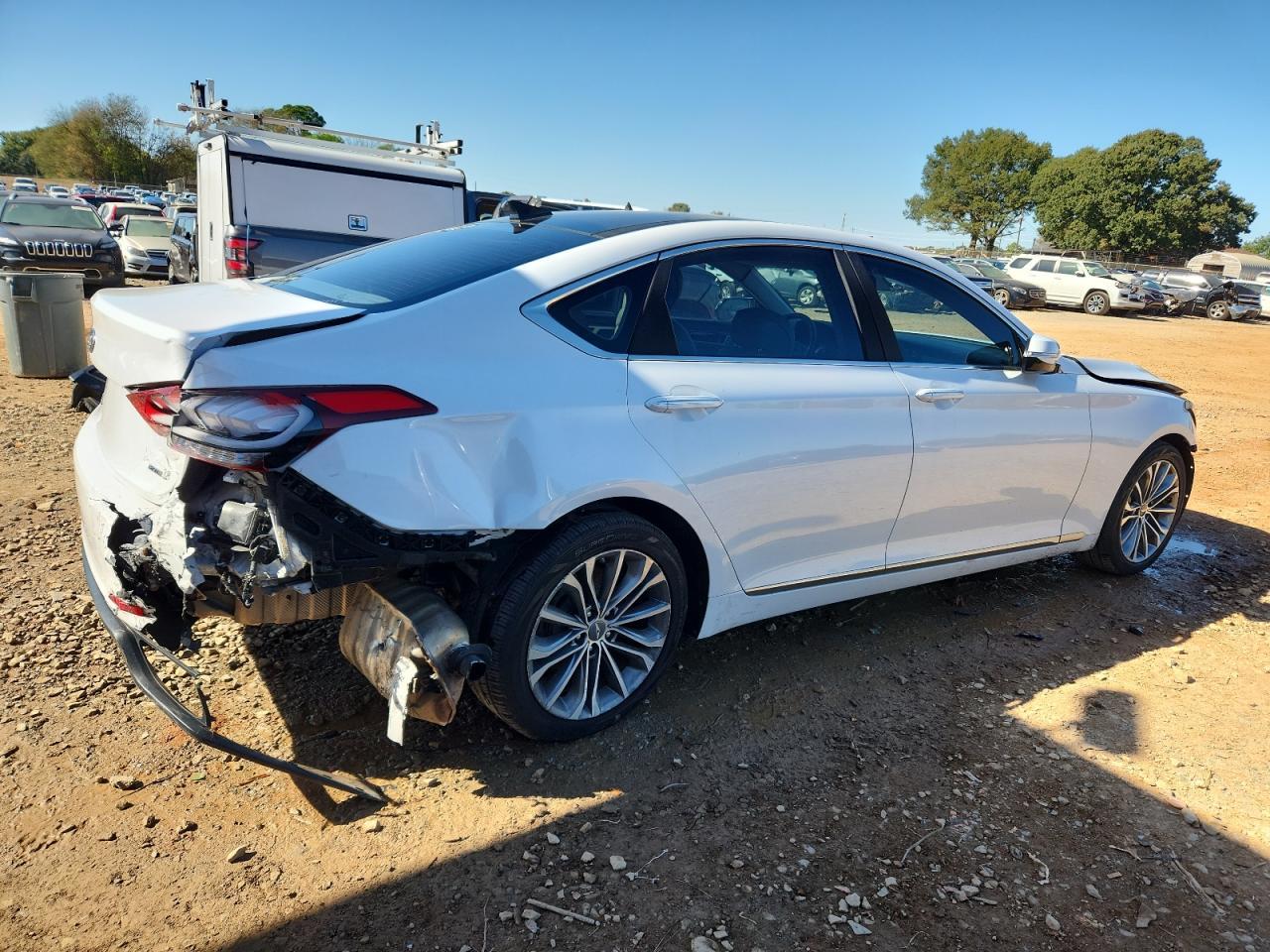 2015 HYUNDAI GENESIS