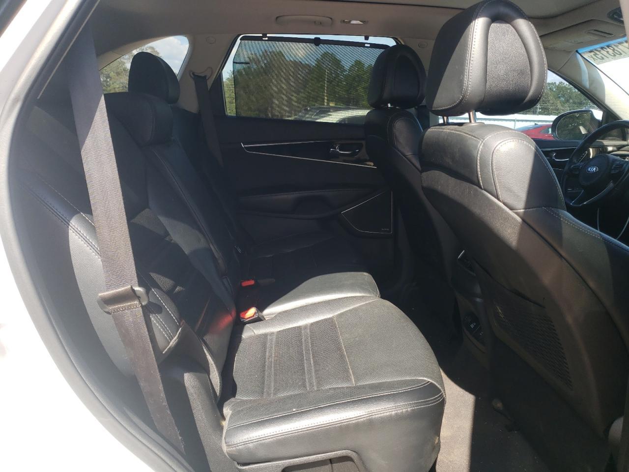 2016 KIA SORENTO