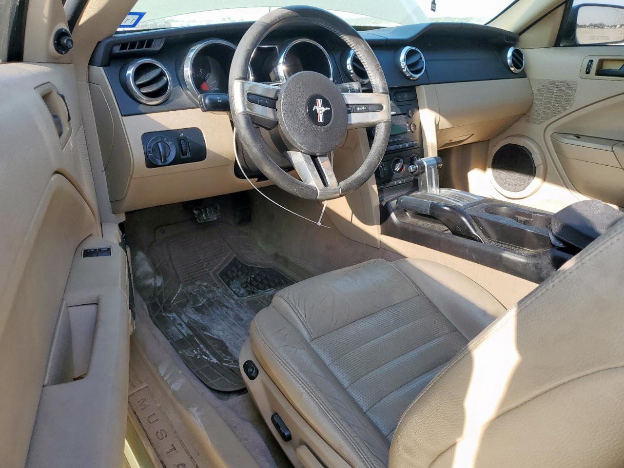 2005 FORD MUSTANG