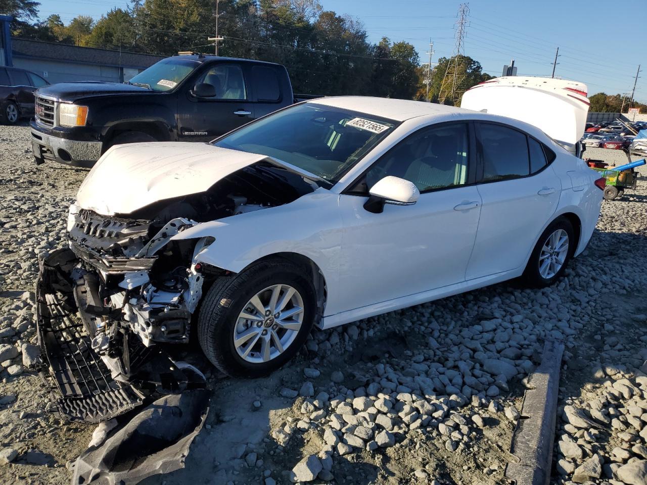 2025 TOYOTA CAMRY