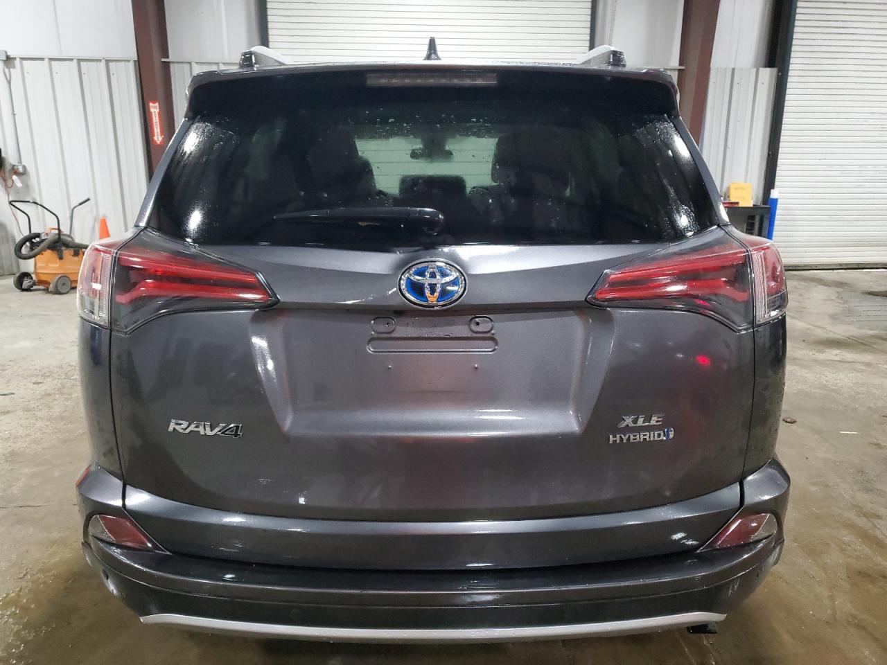2016 TOYOTA RAV4