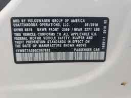 2016 VOLKSWAGEN Passat