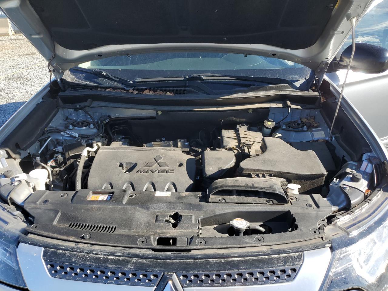 2019 MITSUBISHI outlander