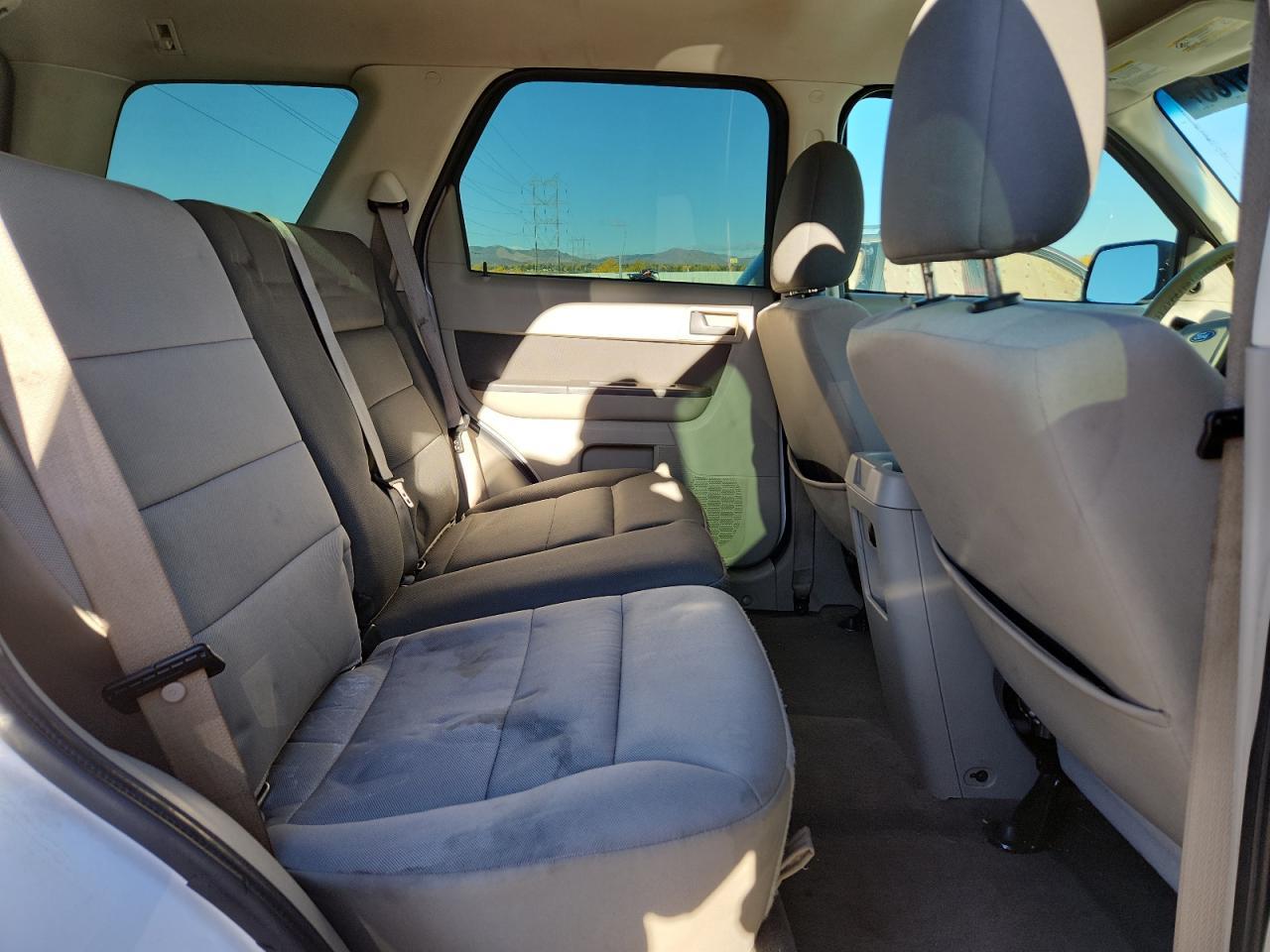 2009 FORD ESCAPE