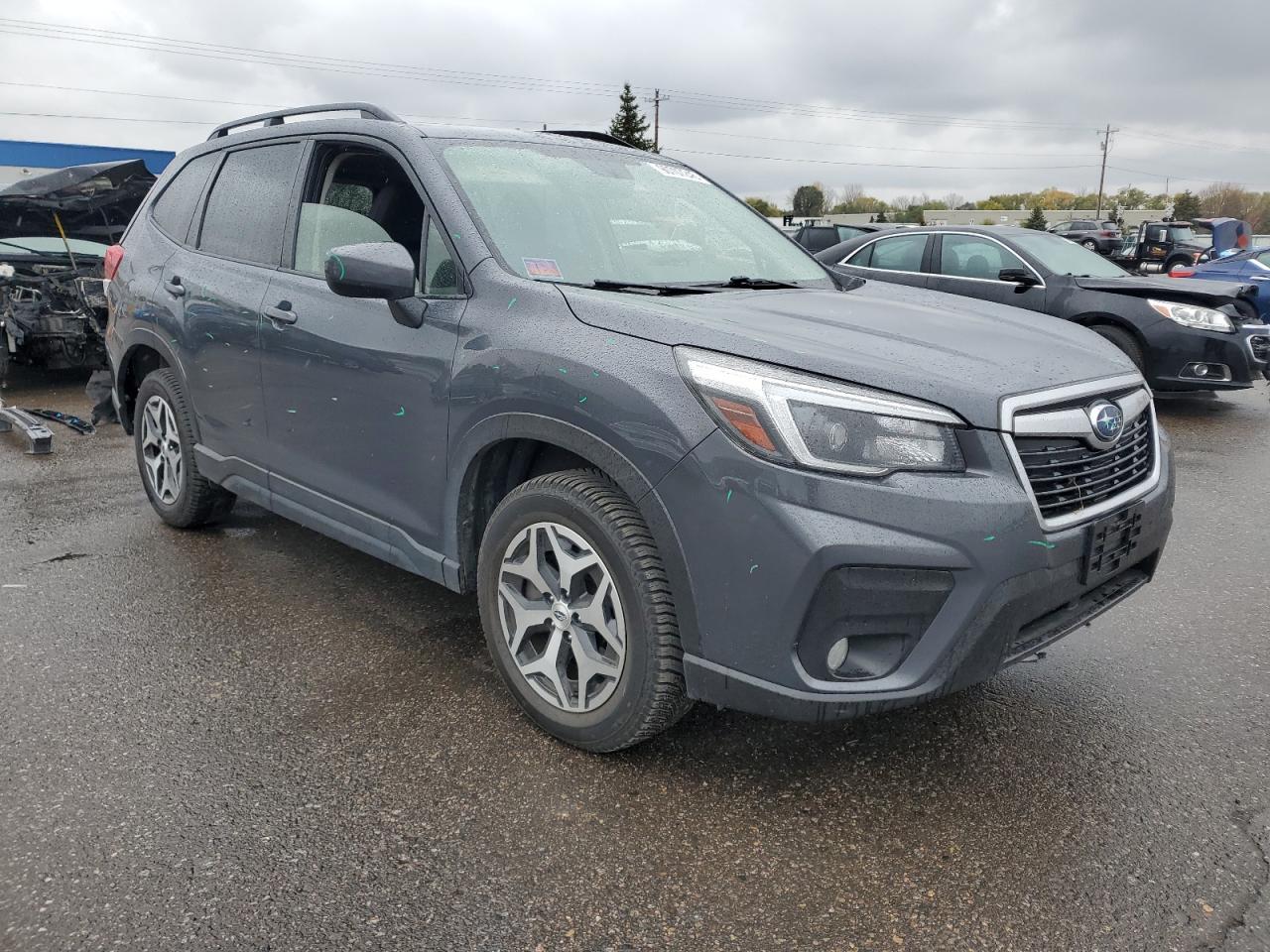 2021 SUBARU FORESTER