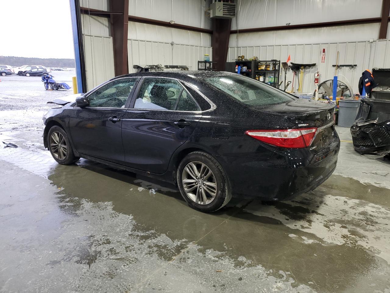 2015 TOYOTA CAMRY