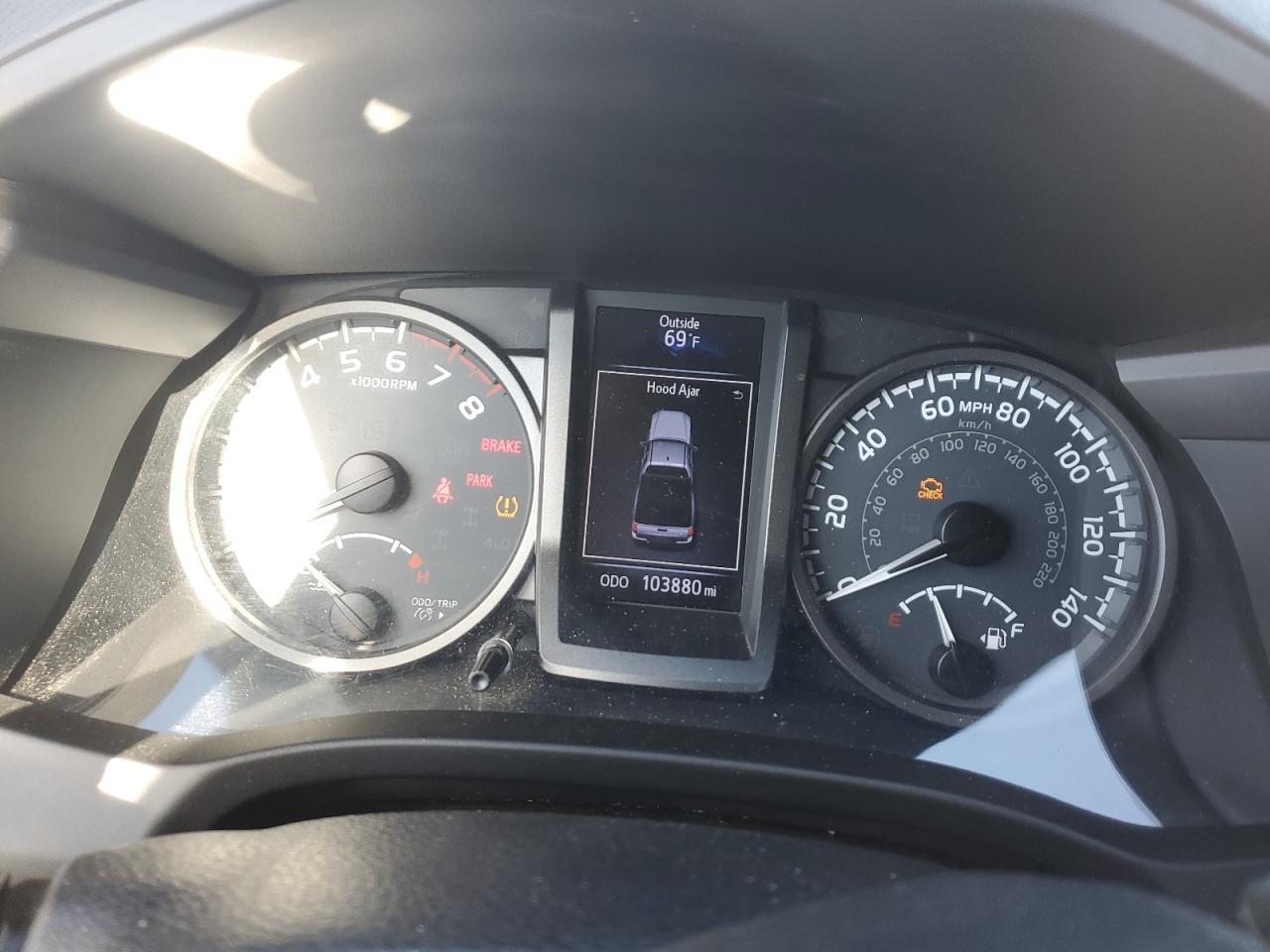 2016 TOYOTA TACOMA