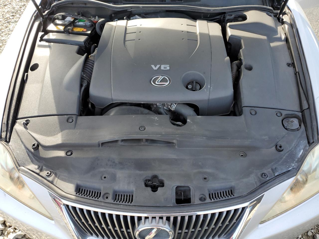 2010 LEXUS Is