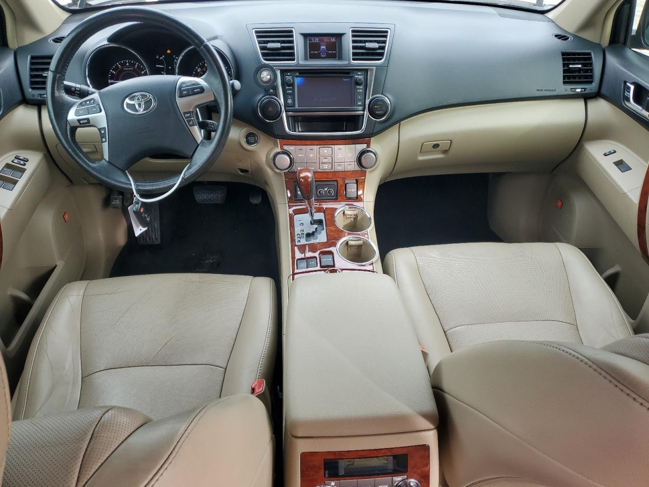 2013 TOYOTA HIGHLANDER