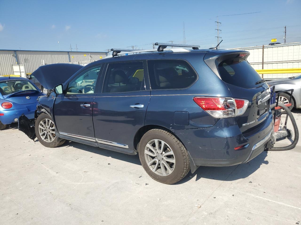 2015 NISSAN PATHFINDER
