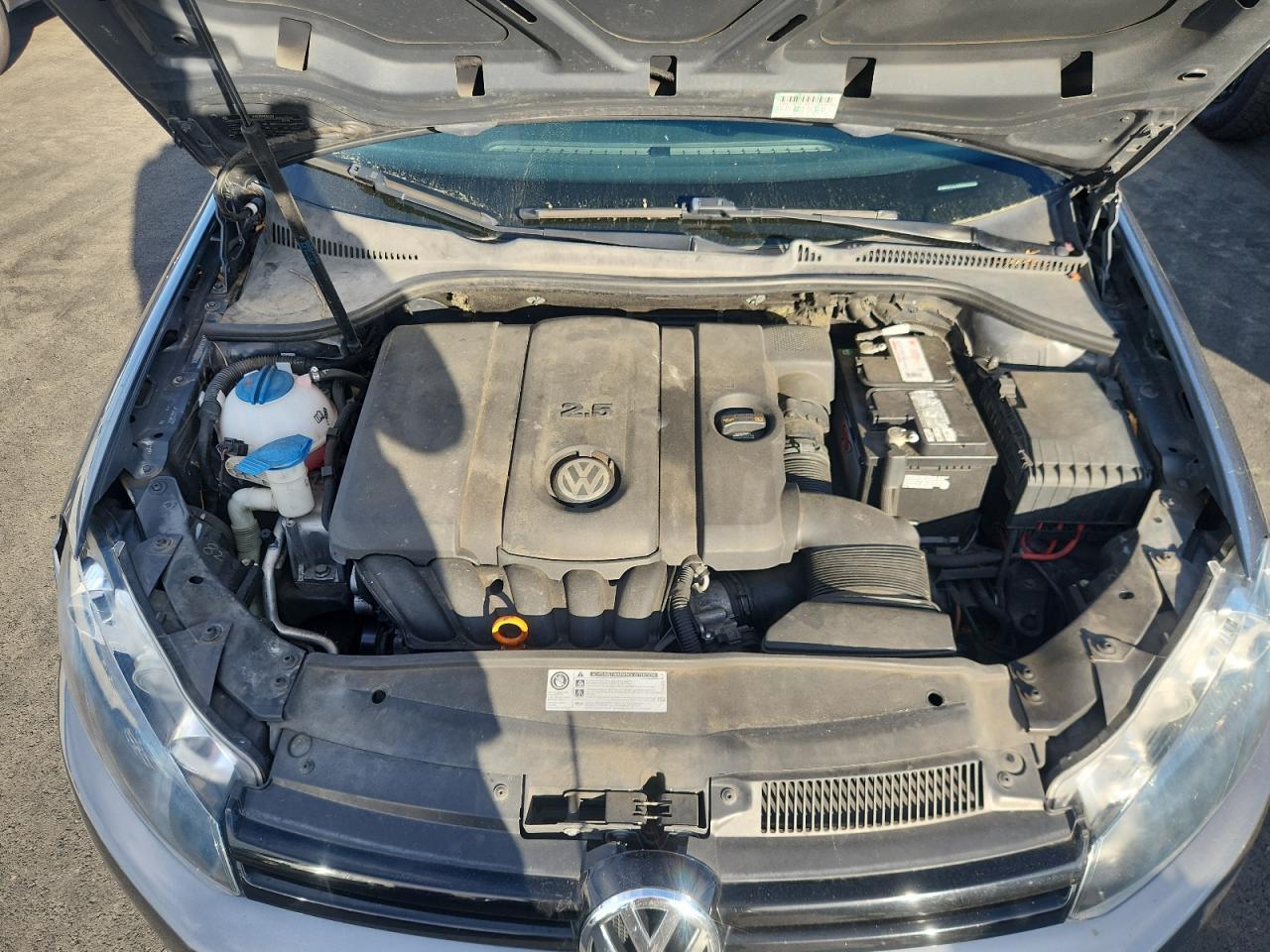 2011 VOLKSWAGEN JETTA