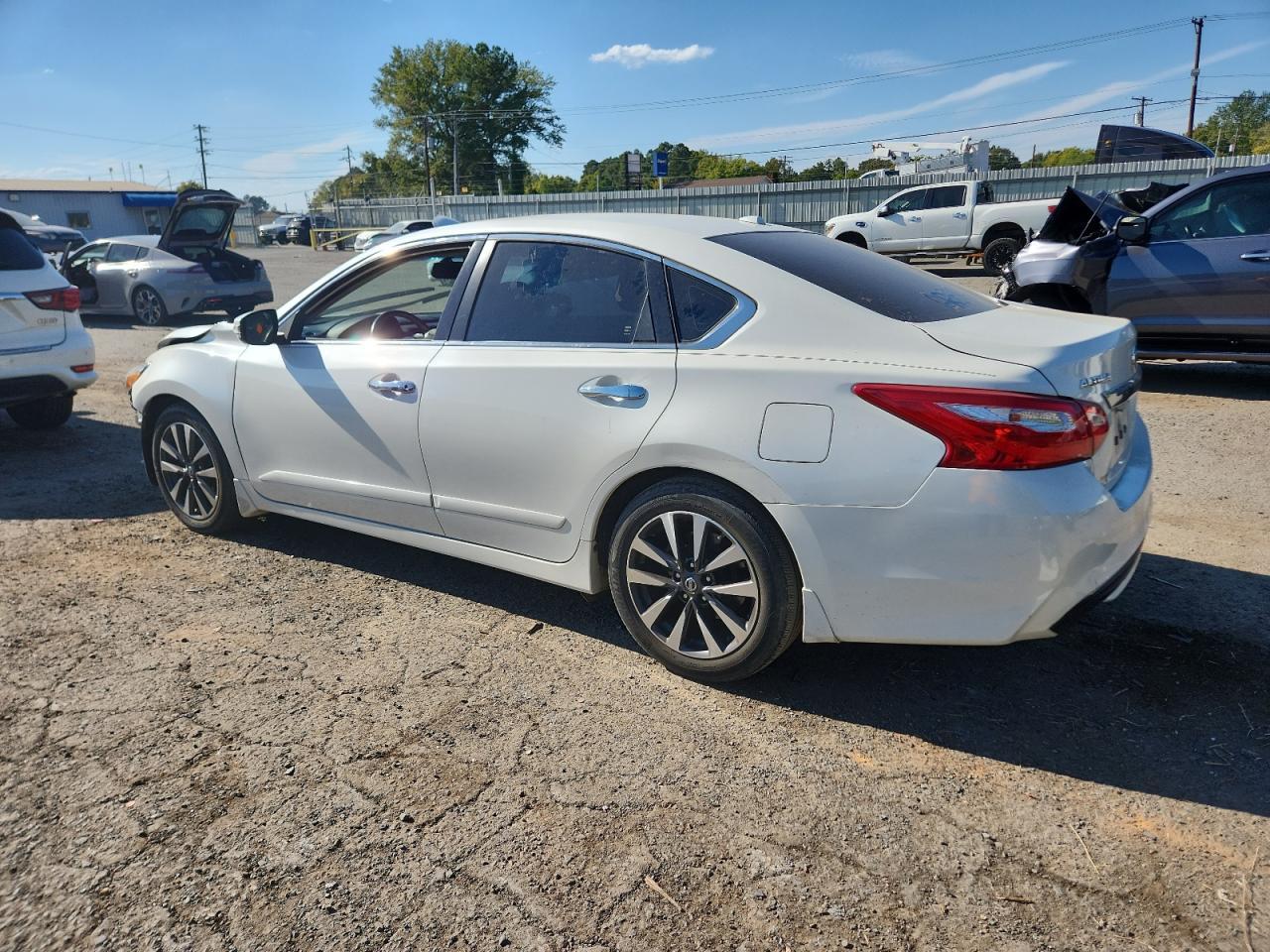 2017 NISSAN ALTIMA
