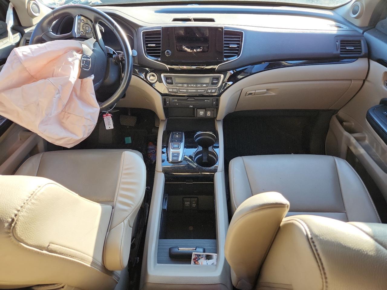 2020 HONDA PILOT