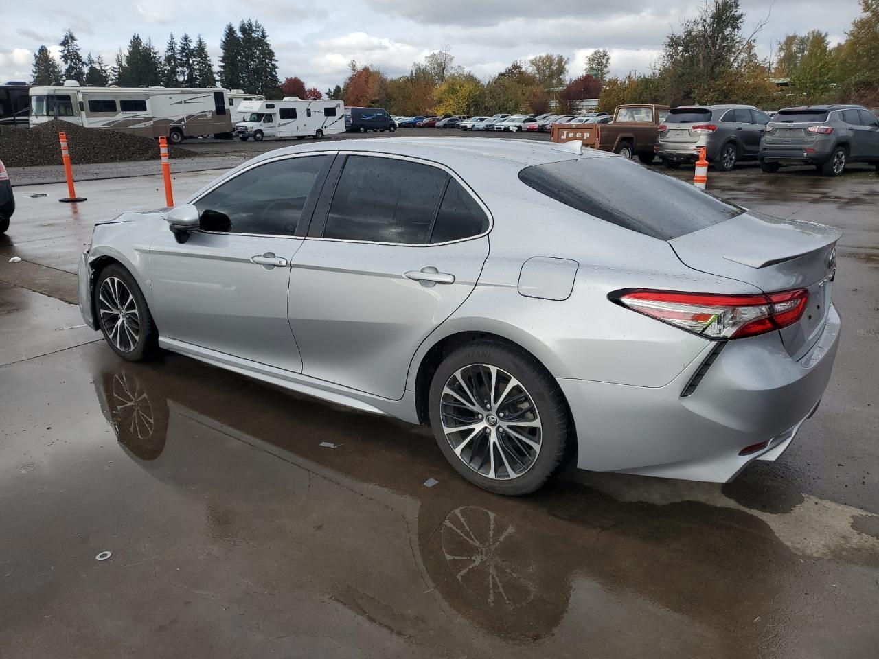 2019 TOYOTA CAMRY