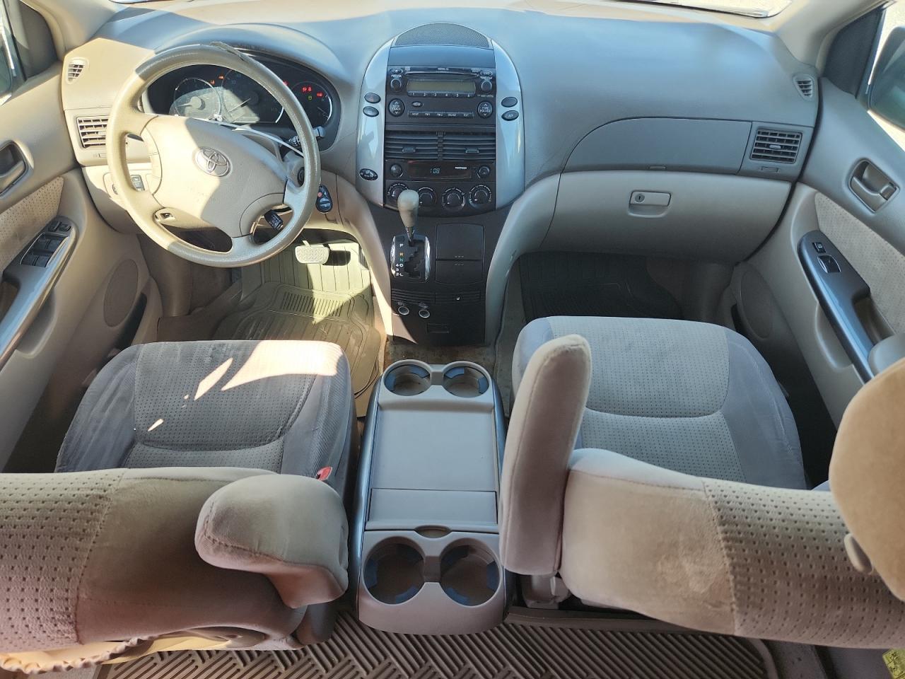 2006 TOYOTA SIENNA